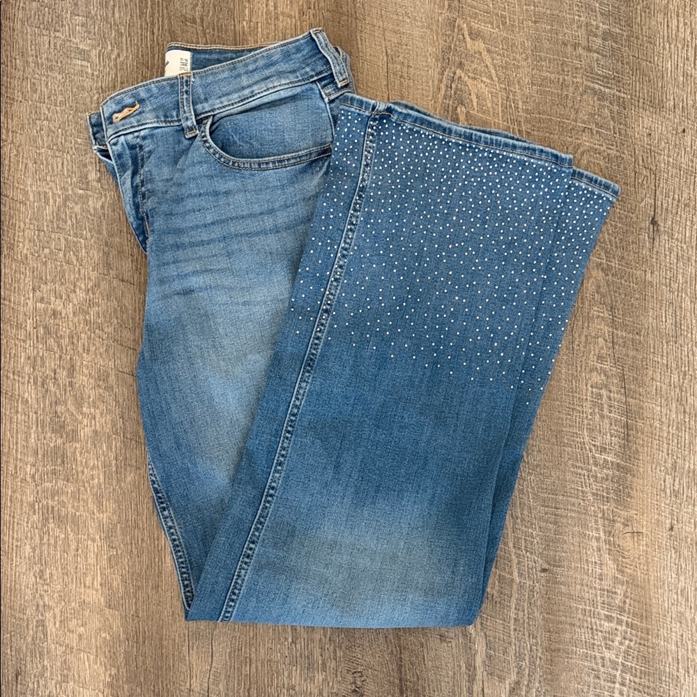Abercrombie kids jeans with Rhinestone Detail size 17/18 Long